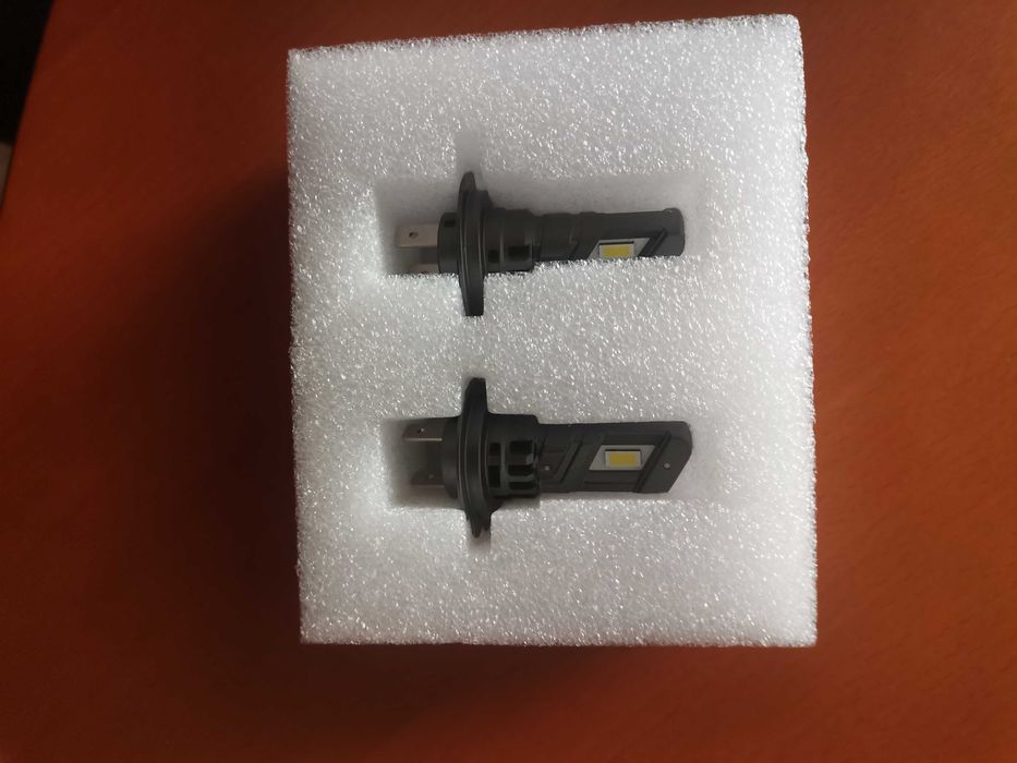 Автомобилни крушки H7 - LED HEADLIGHT DXBE и LED BULB E4X