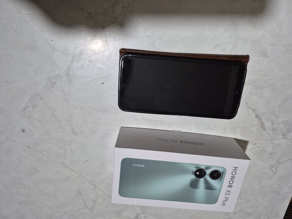 Смартфон Honor X5 Plus