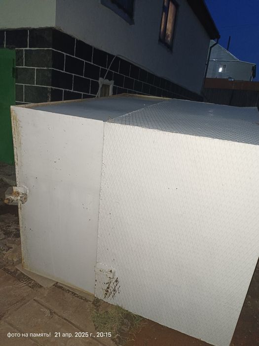 Емкость для воды с краником