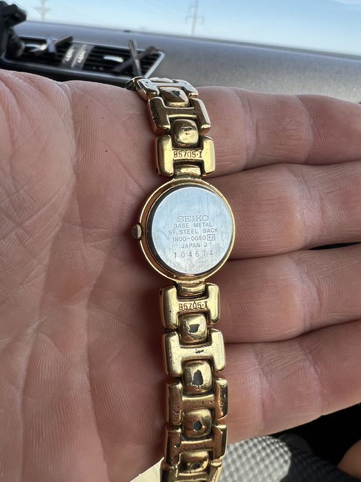 Vand ceas seiko femei