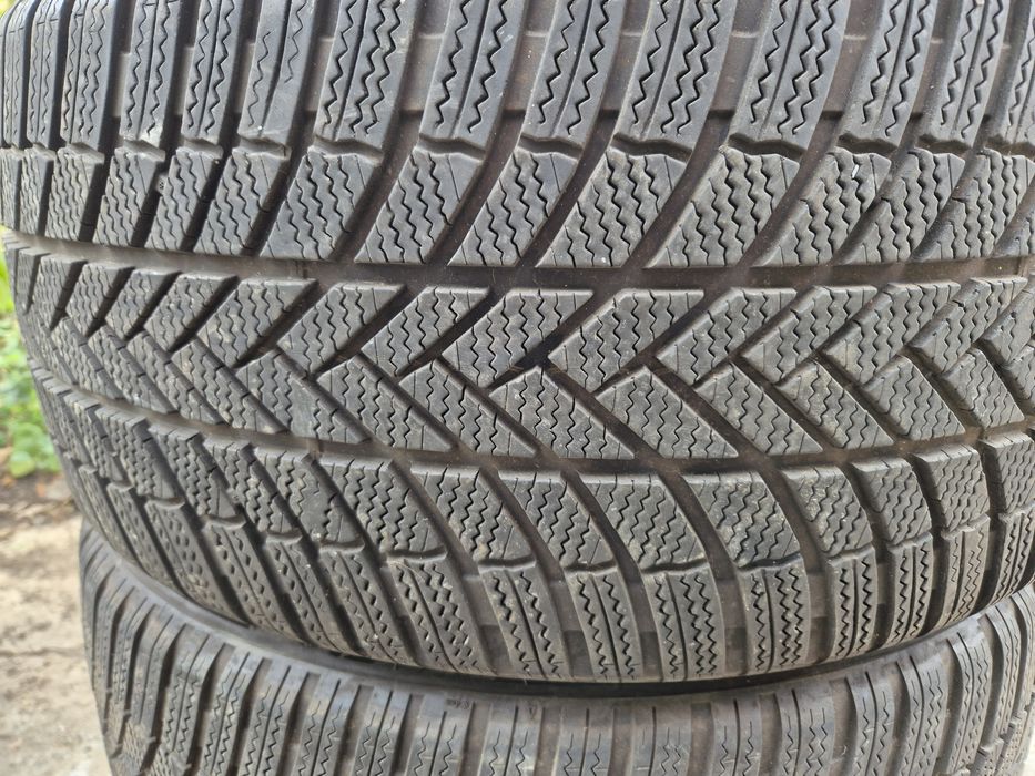 265 40 21 Anvelope de iarnă Bridgestone Dot 27.22