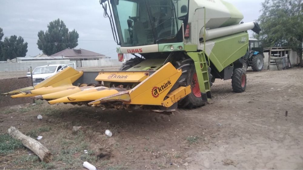 Комбайн уборочный