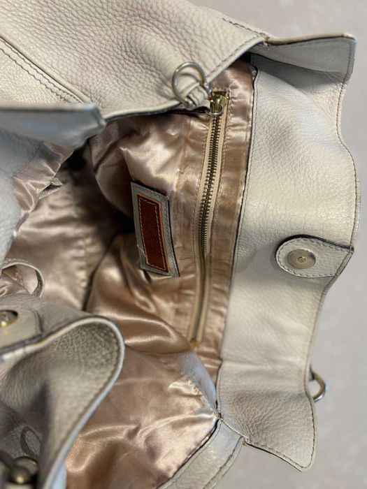 Дамска бежова чанта Musette от естествена кожа