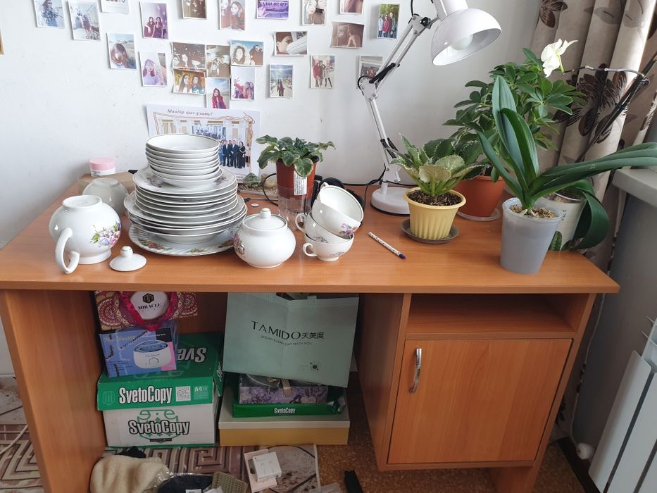 Стол письменный *