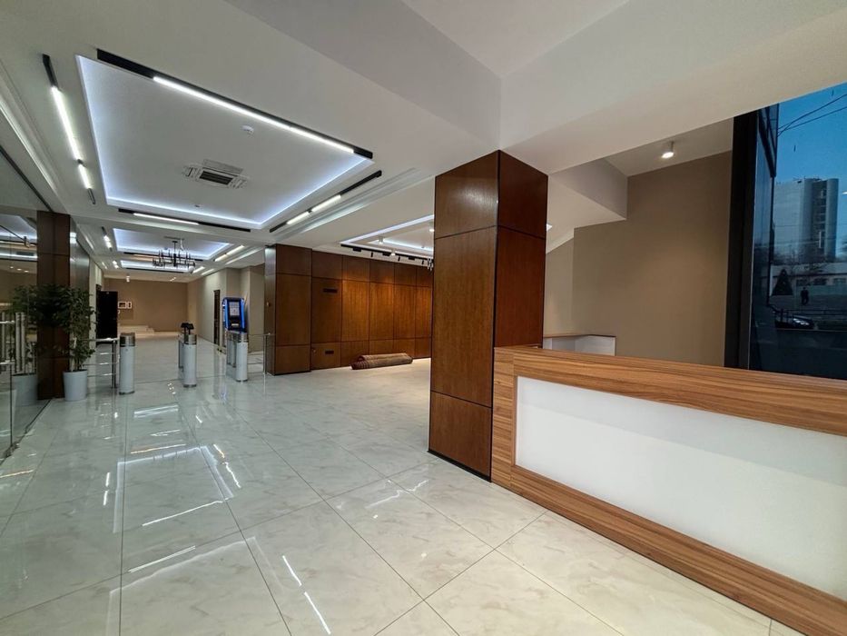 Next Нежилое помещеУл Бабура,под кафе,магазин,бутик,салон.Первая линия