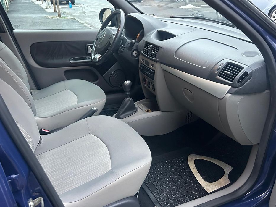 Renault Symbol 2011 – 1.2 Benzină – Euro 5 – 98.000 km