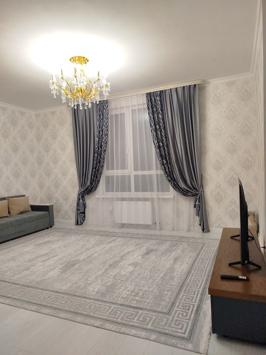 Сдаю 2 ком квартиру