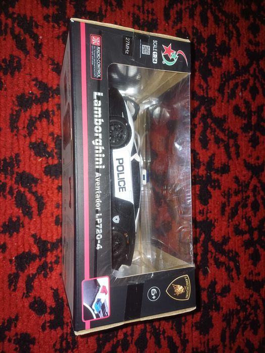 Jucarie Lamborghini Aventador LP720-4, scara 1:24, cu telecomanda, nou