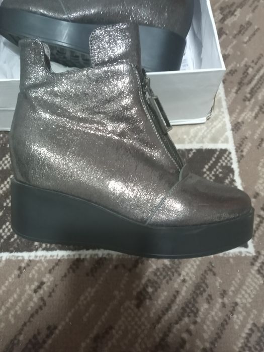 Ботинки женские демисезонные