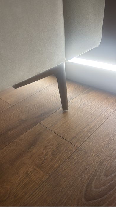 Кровать двуспальная с матрасом