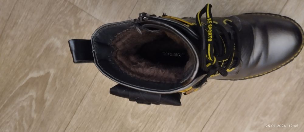 Зимние ботинки на девочку