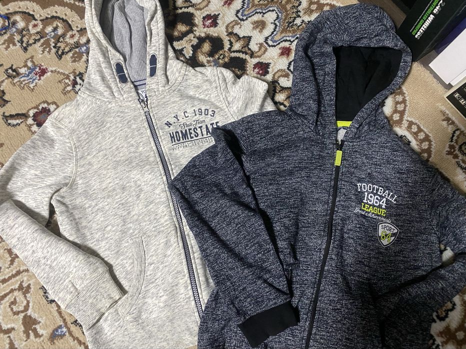 Кофты на замке на мальчика 9-10 лет