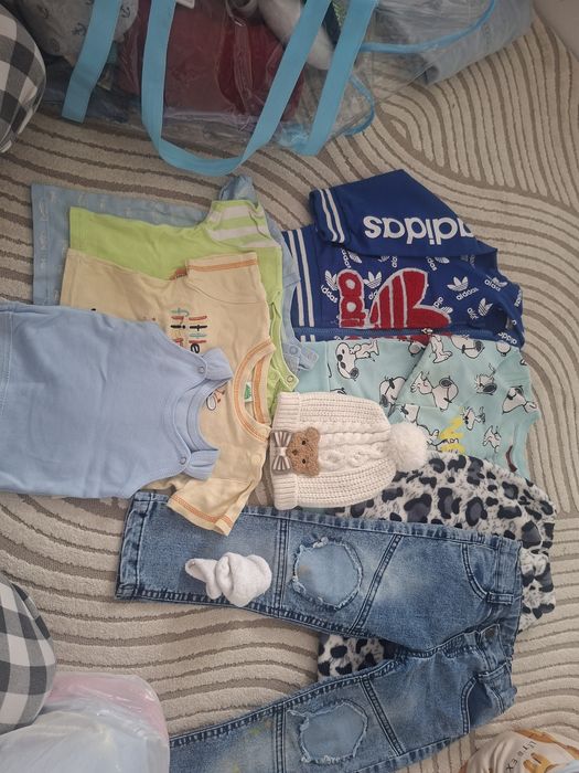 Отдам детские вещи