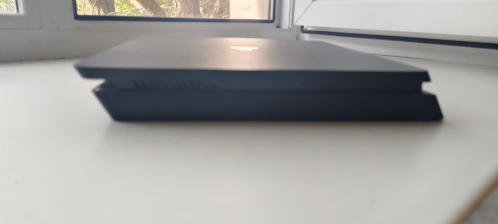 PlayStation 4 slim