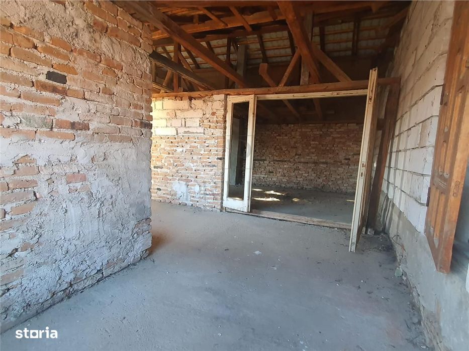 Braytim, Posibilitate De Investitie, Casa De Renovat, P+1E+Pod, 2 Balc