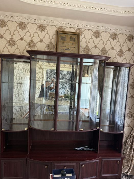 Мебель стенка сотилади холати зор