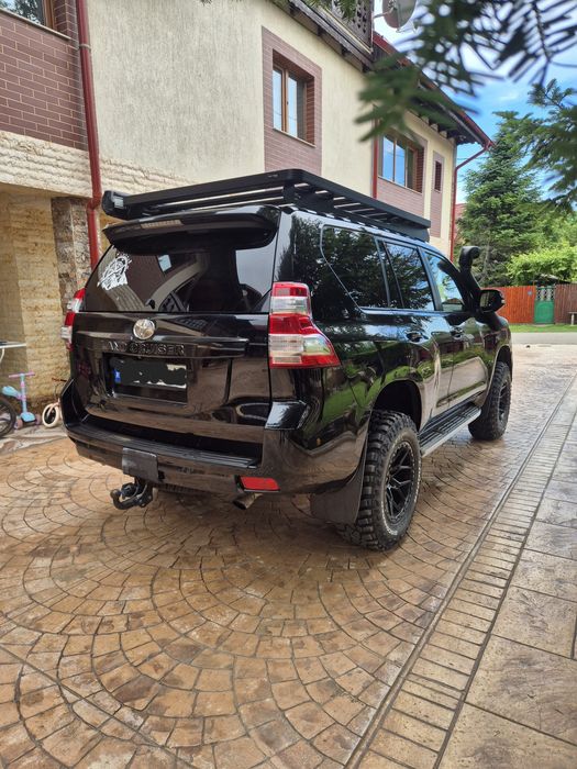 Toyota Land Cruiser 150