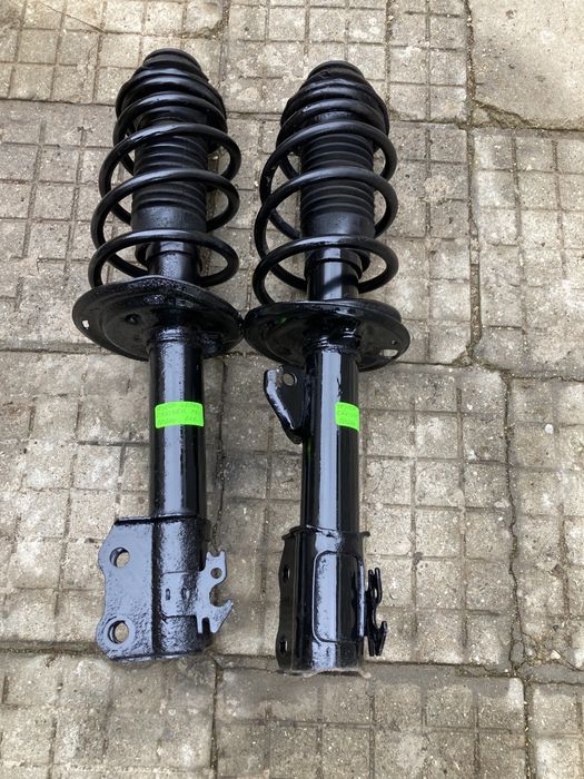 Макферсон /Амортисьори за Тойота Урбан крузер/Toyota urban cruiser 09г