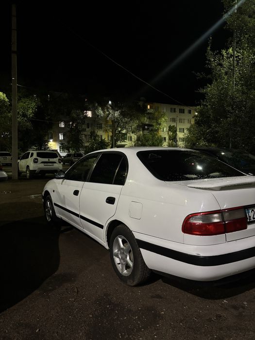 Продам Toyota Carina E