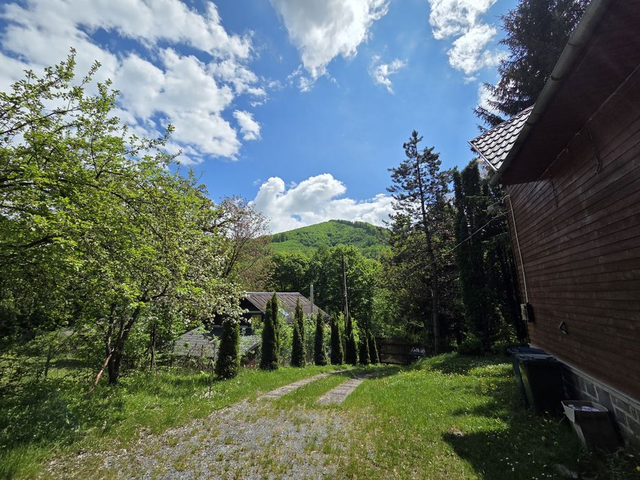 Cabana cu 4 camere la Sovata (ciubar)