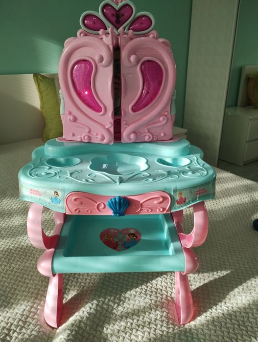 Детска тоалетка за игра