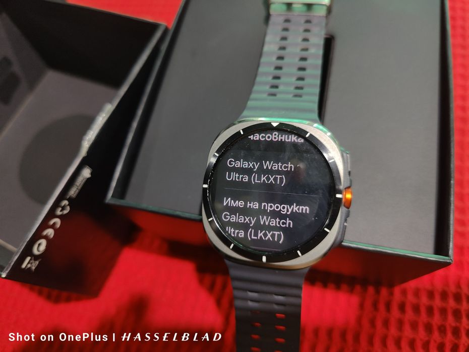 Samsung Galaxy Watch ULTRA 32GB. Перфектен изряден като нов работи с всички оператори по света