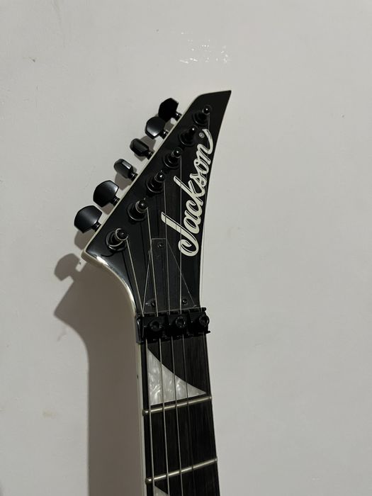 Chitara Jackson JS32 + amplificator cadou