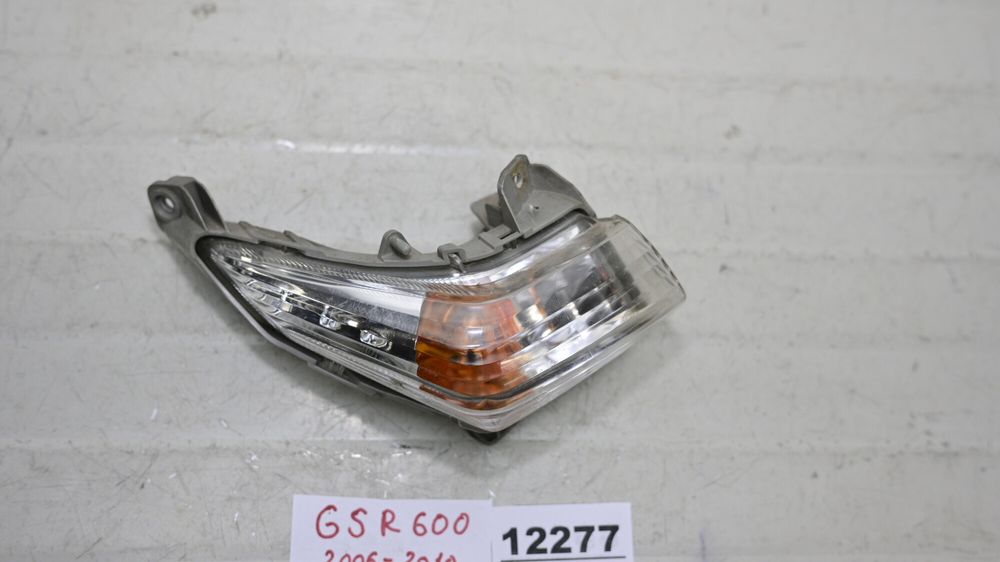 Semnalizare Semnal Fata Dreapta Suzuki GSR 600 2006 - 2010