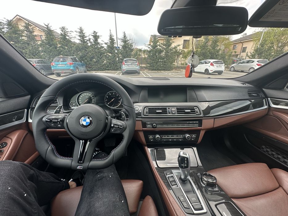 BMW F10 535Xi 306CP 2011 HUD Trapă  DVD Interior Seria 7 Perdelute Proprietar Impecabil Distributie Nouă