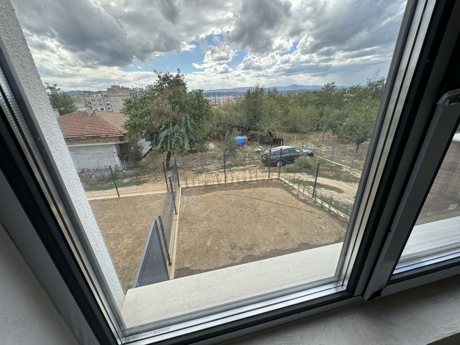 Продава се Къща в Казанлък - 177 кв.м за 894 €/кв.м - Снимка #2