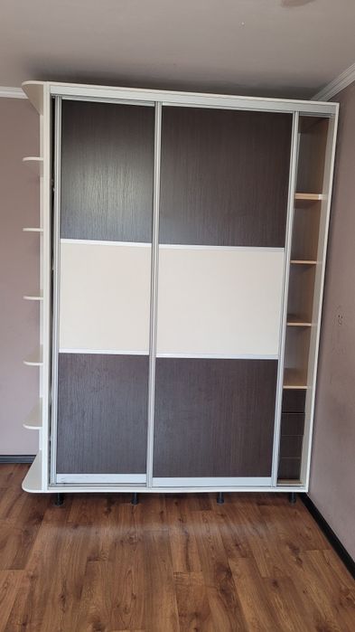 Продам шкаф-купе. б/у