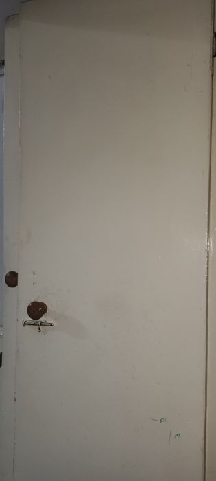 Продам межкомнатные двери