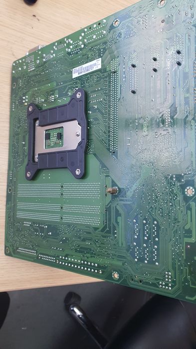 Дънна платка PEGATRON