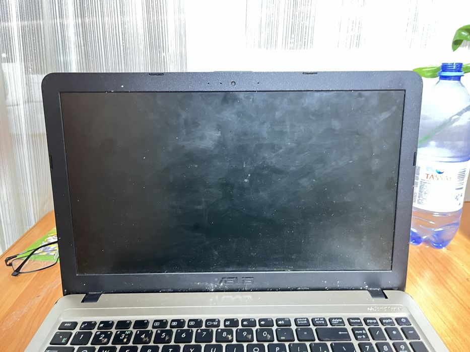 Ноутбук Asus y540x