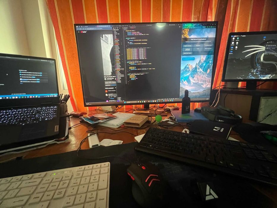 Meditații Python,SQL,Data Analist , React , Cisco parket traker