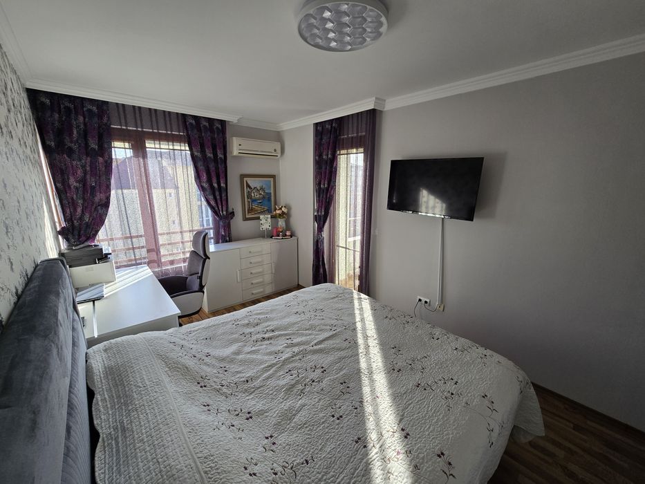 Продава се Тристаен апартамент в Свети Влас - 100 кв.м за 1173 €/кв.м - Снимка #22