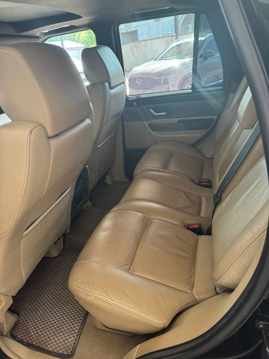 Range rover qora