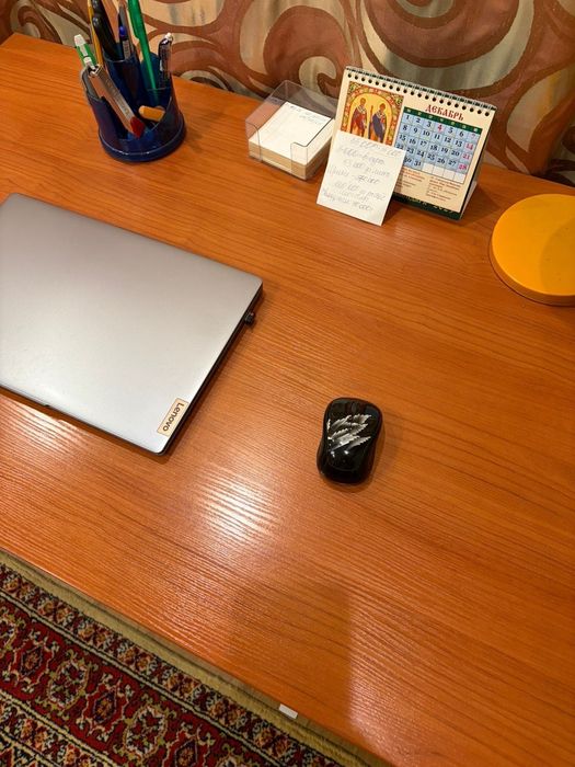 Продам спальный гарнитур производство Польша