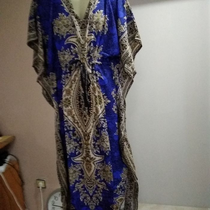 Предлагам нови индийски кафтани