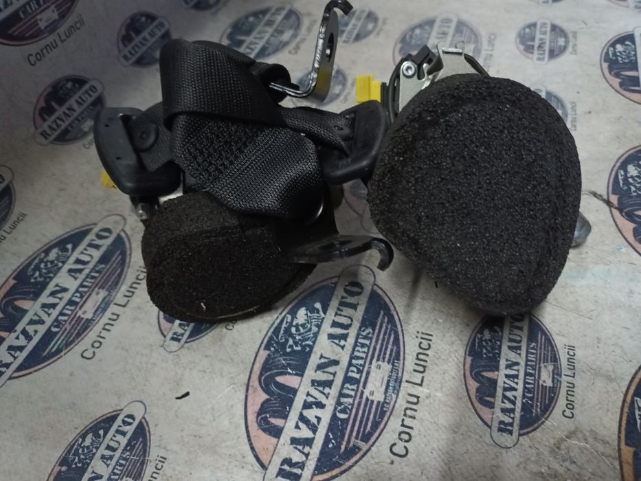 set centuri spate stanga-dreapta cu capsa  mercedes e-class w212 2012