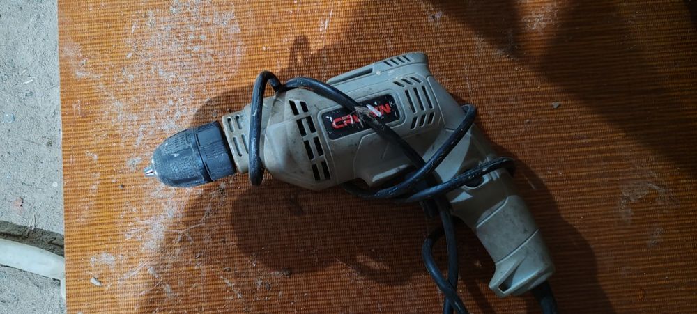 Продам дрели проводные. Б/у. В рабочем состоянии