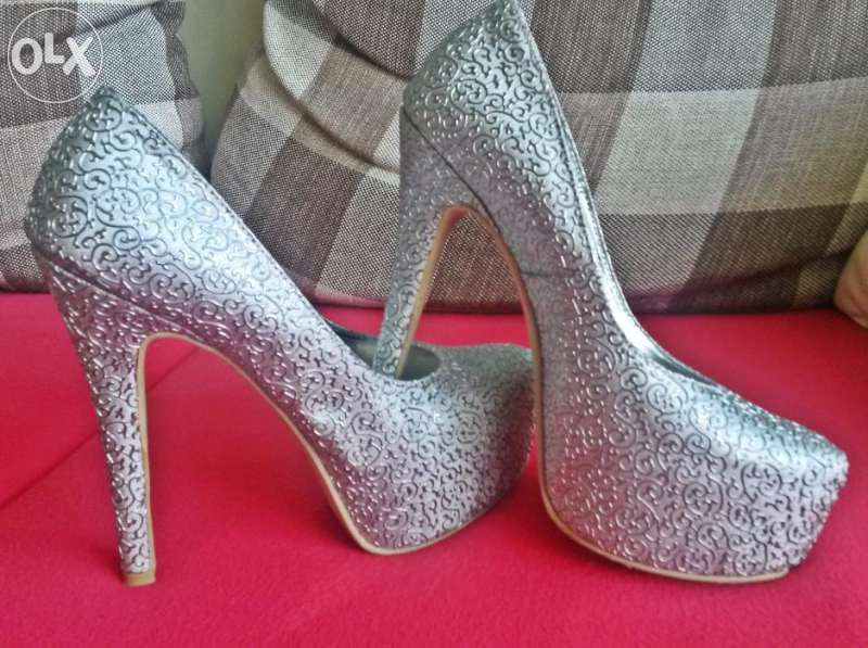 Официални обувки