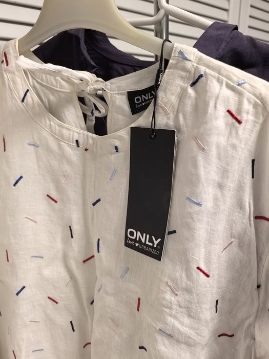 Vând hăinuțe outlet de dama