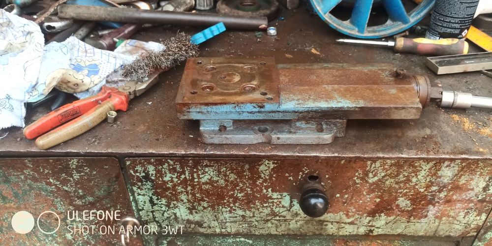 Малая продольная на токарный станок