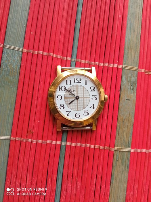 Нов руски часовник Луч,позлатен.