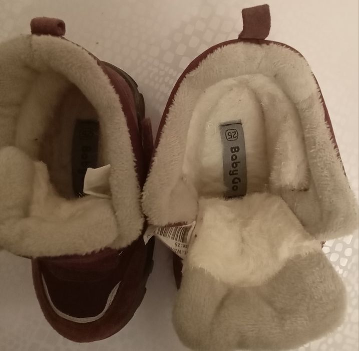 Ботинки на девочку