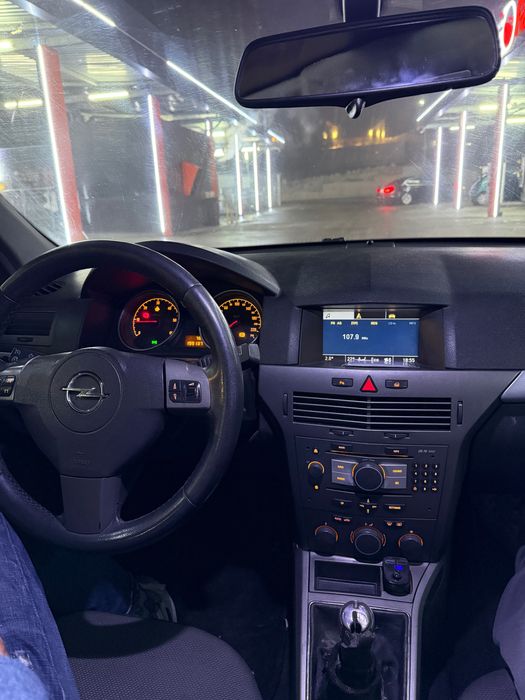 OPEL Astra 2005 — imagine 5