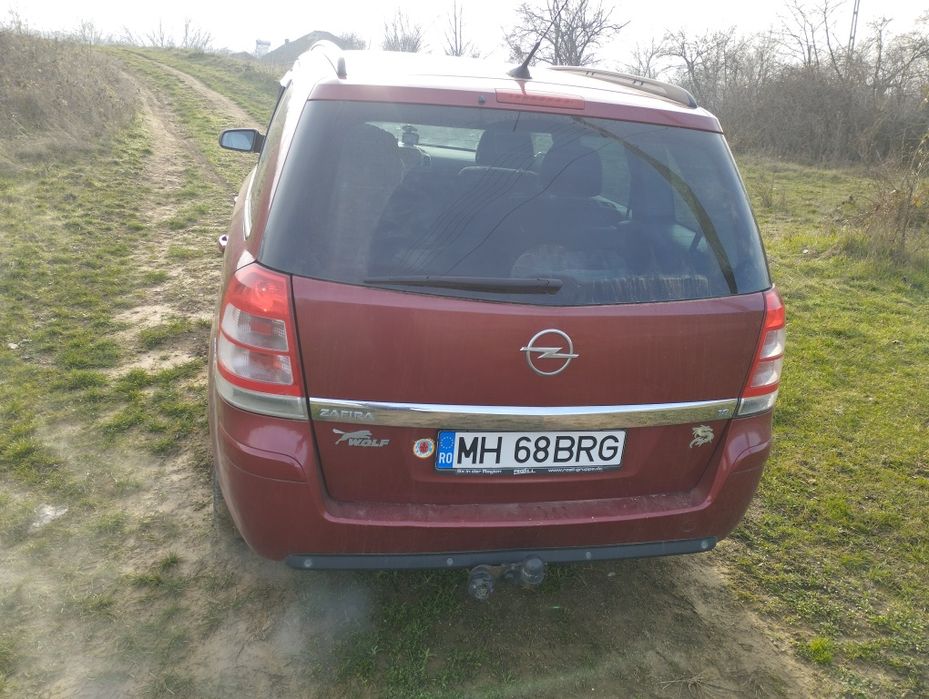Opel Zafira b an 2006