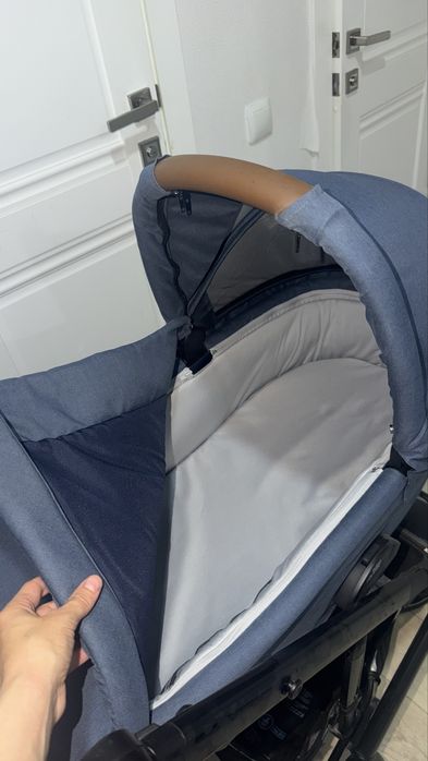 Бренд коляска 2в 1 в хорошем состоянии