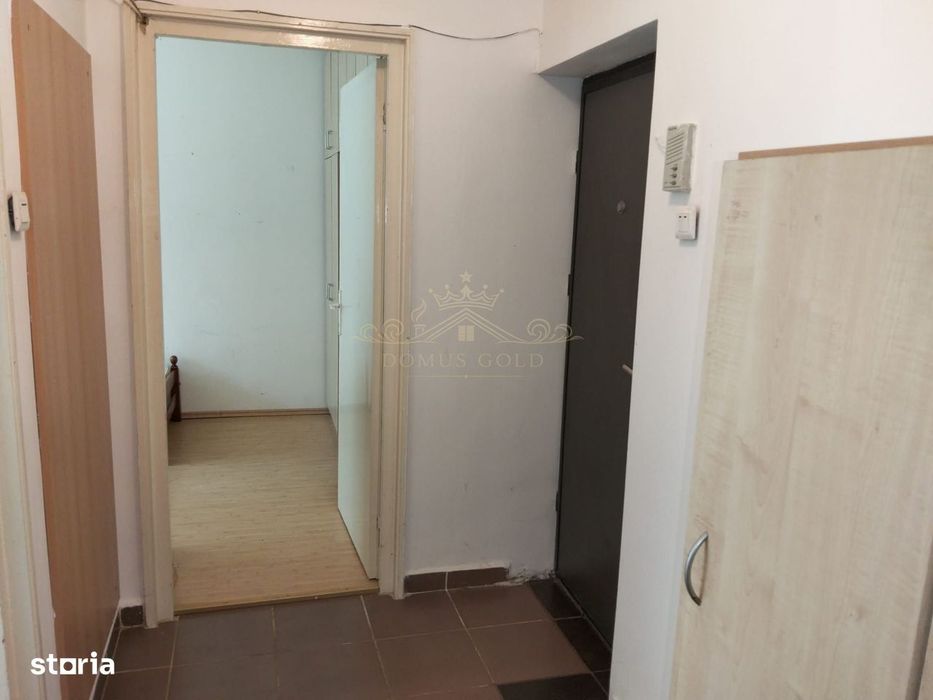 Vind apartament 3 camere in Gheorgheni .